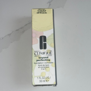 Clinique Beyond Perfecting Foundation + Concealer in Shade Nutty NEW Full‎ Size